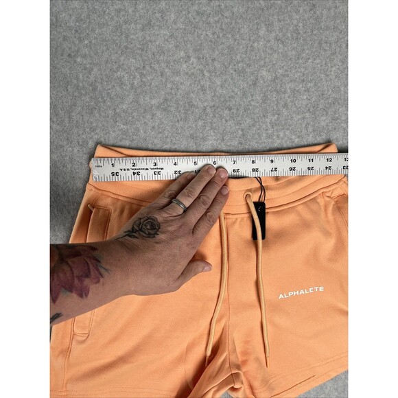 ALPHALETE Essential Core‎ Womens Athletic Shorts Size Small Pockets Peach New - Picture 3 of 5